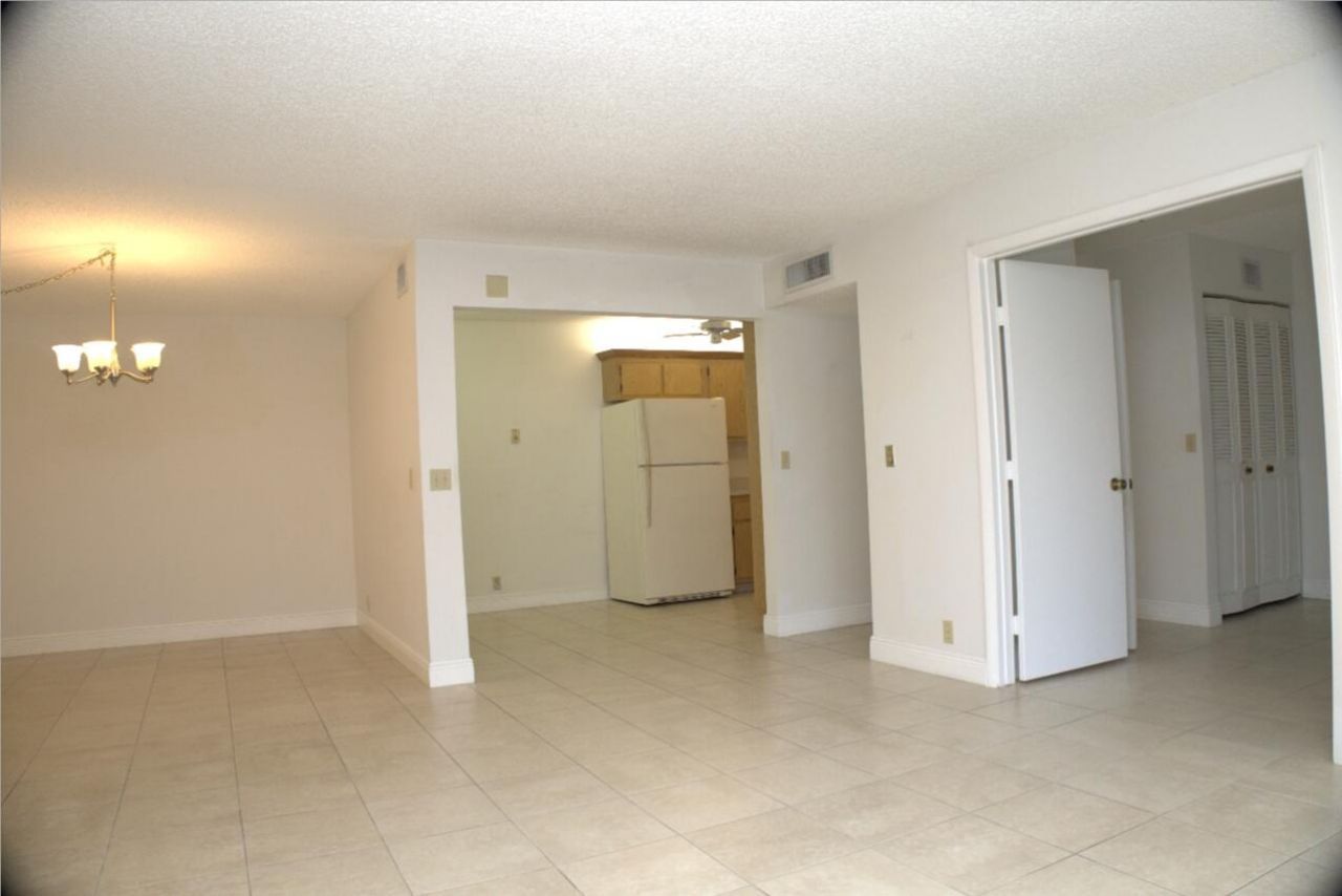 815 Sky Pine Way, Unit D2, Greenacres, FL 33415 Photo