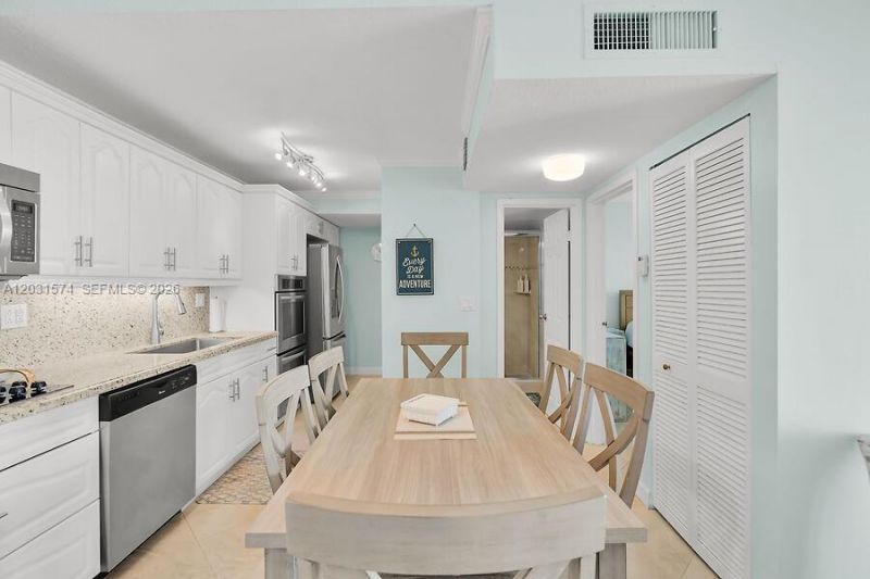 88500 Overseas Hwy, Unit 504, Plantation Key, FL 33070 Photo