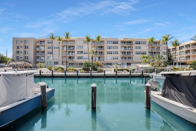 88500 Overseas Hwy, Unit 504, Plantation Key, FL 33070 Photo