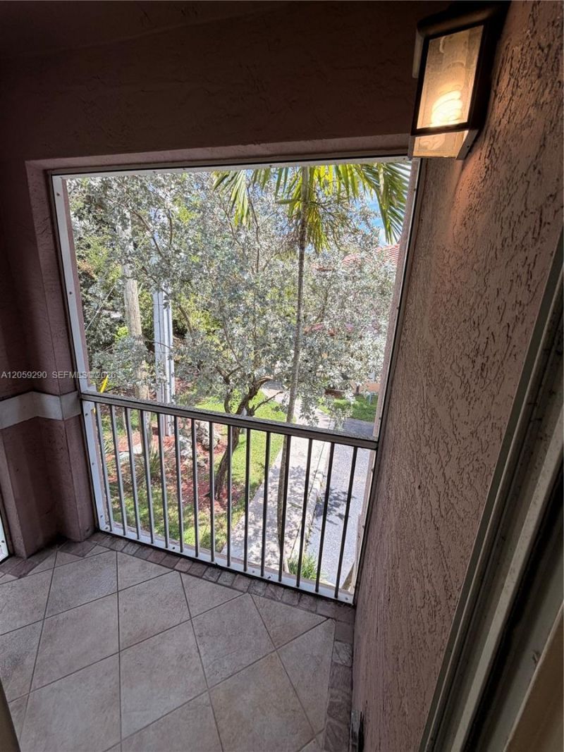 6306 W Sample Rd, Unit 6306, Coral Springs, FL 33067 Photo