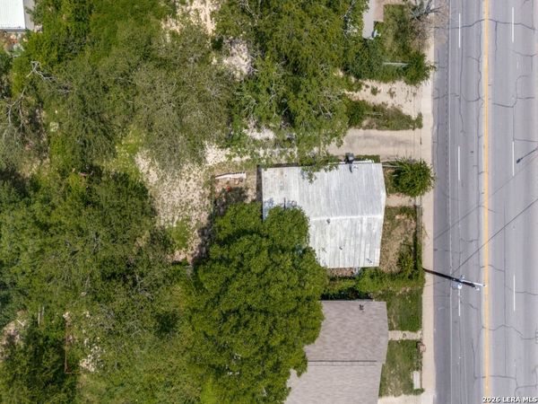 2011 MARTIN LUTHER KING DR, San Antonio, TX 78203