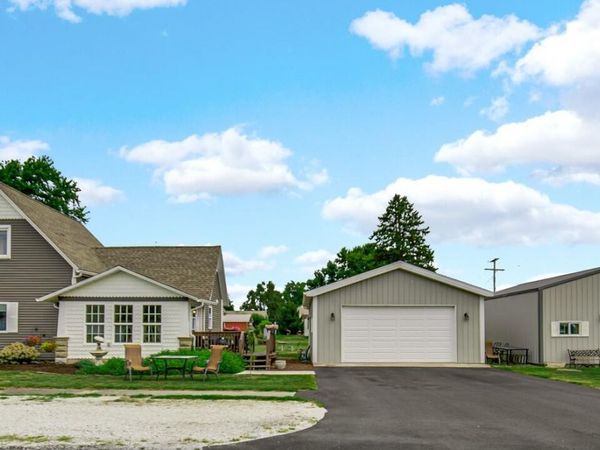 108 E Rensselaer Street, Mount Ayr, IN 47964