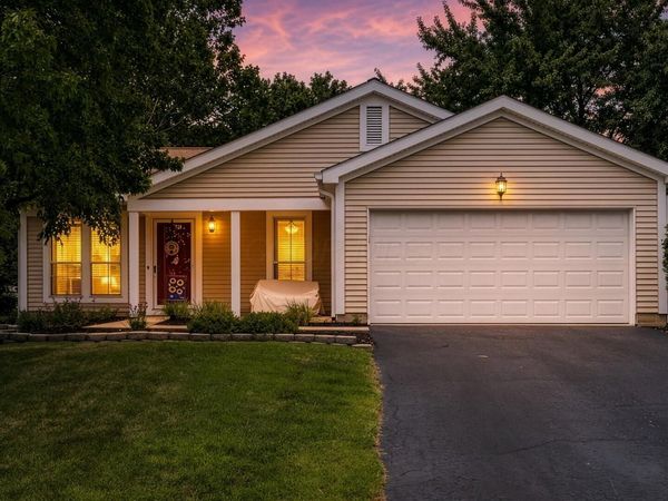 2973 Stone Mountain Drive , Pickerington, OH 43147