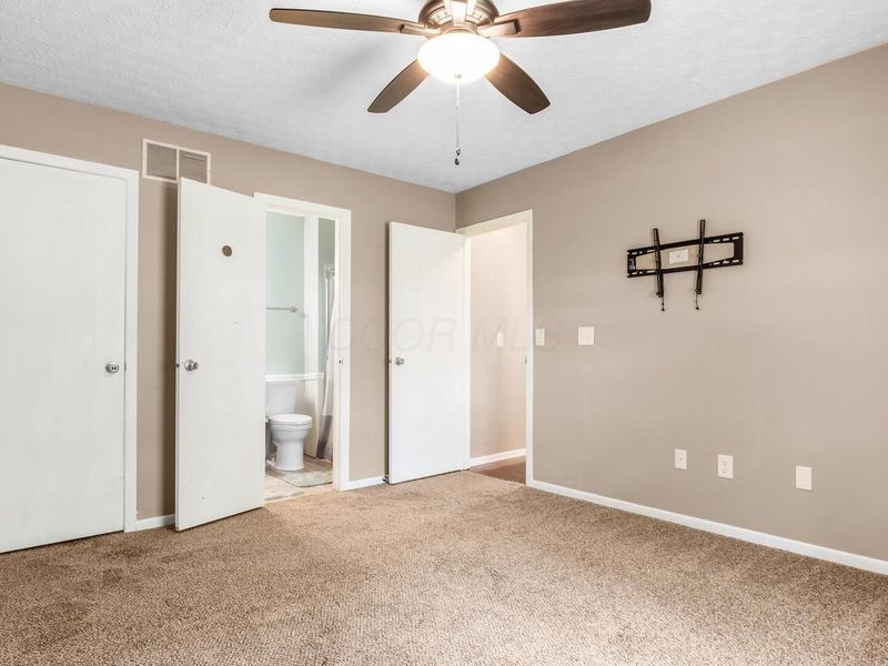 2973 Stone Mountain Drive , Pickerington, OH 43147 Photo 24