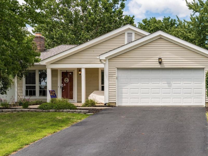 2973 Stone Mountain Drive , Pickerington, OH 43147 Photo 5