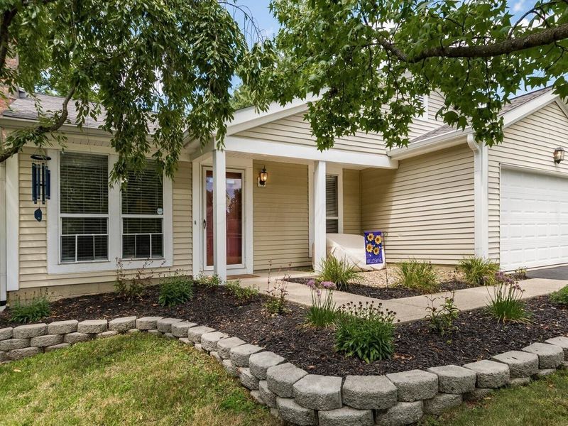 2973 Stone Mountain Drive , Pickerington, OH 43147 Photo 6