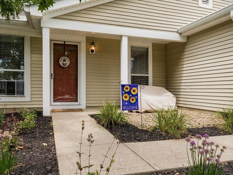2973 Stone Mountain Drive , Pickerington, OH 43147 Photo 8