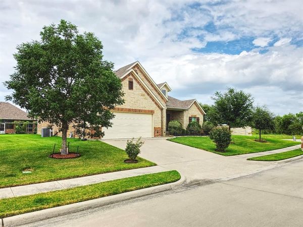 1103 Saint Matthew Circle , Royse City, TX 75189