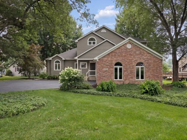1291 Holiday Drive , Lake Holiday, IL 60548
