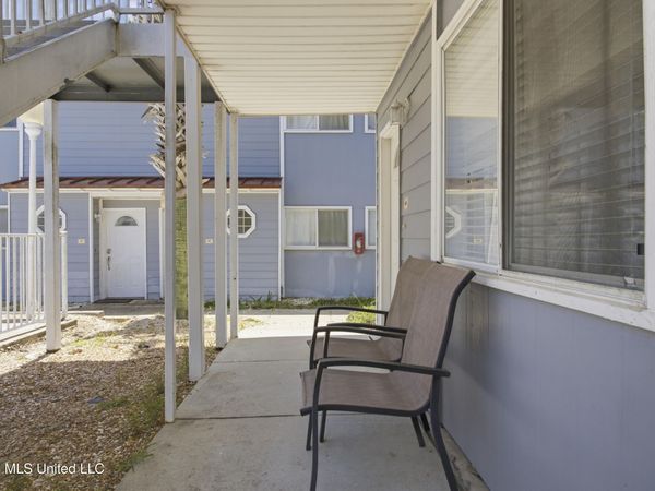 1664 Beach Boulevard, Biloxi, MS 39531