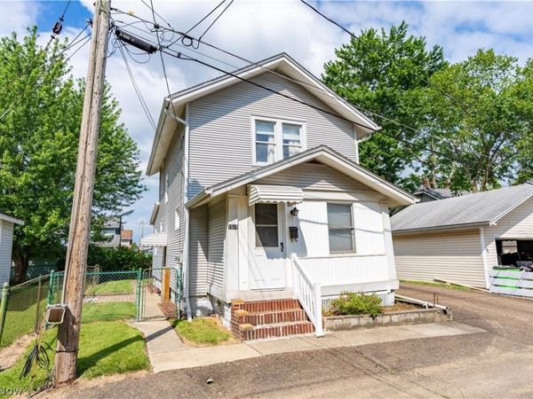 1515 Pearl Place SE, Massillon, OH 44646
