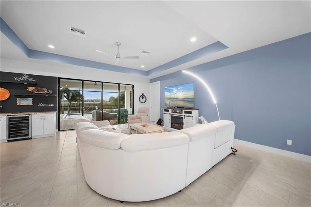 3213 NW 9th St, Cape Coral, FL 33993 Photo