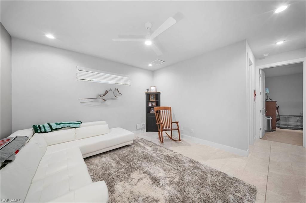 3213 NW 9th St, Cape Coral, FL 33993 Photo