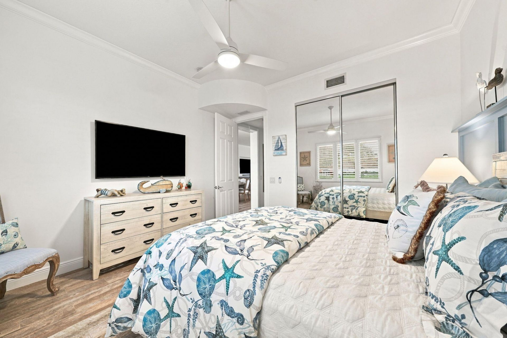 34 Harbour Isle Drive W, Unit ph06, Fort Pierce, FL 34949 Photo