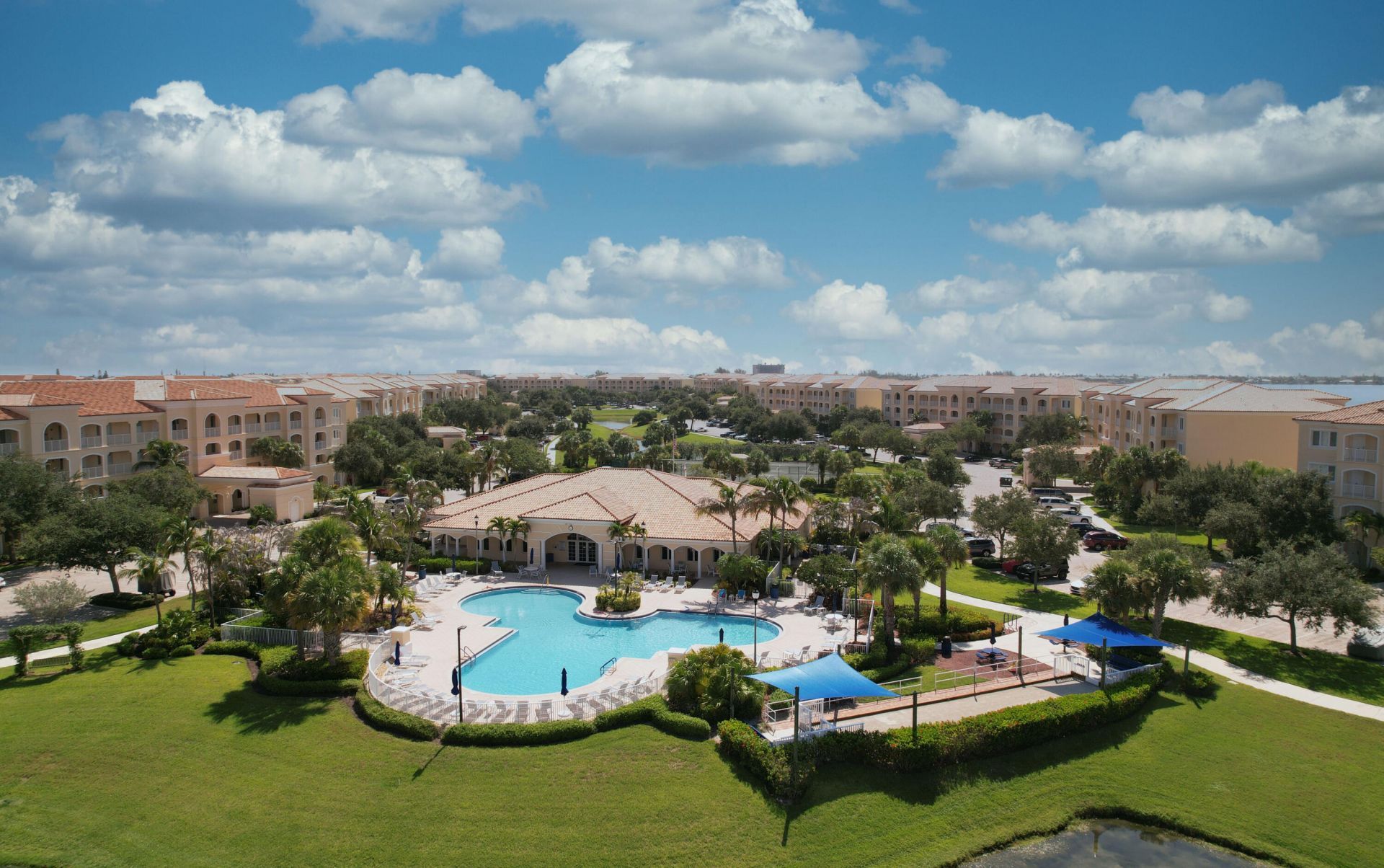 34 Harbour Isle Drive W, Unit ph06, Fort Pierce, FL 34949 Photo