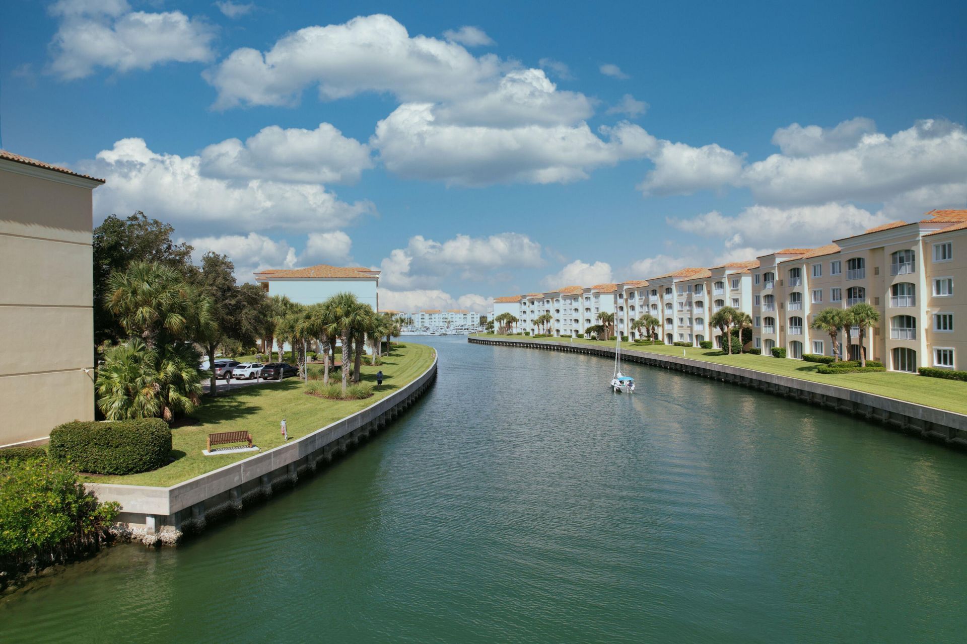 34 Harbour Isle Drive W, Unit ph06, Fort Pierce, FL 34949 Photo