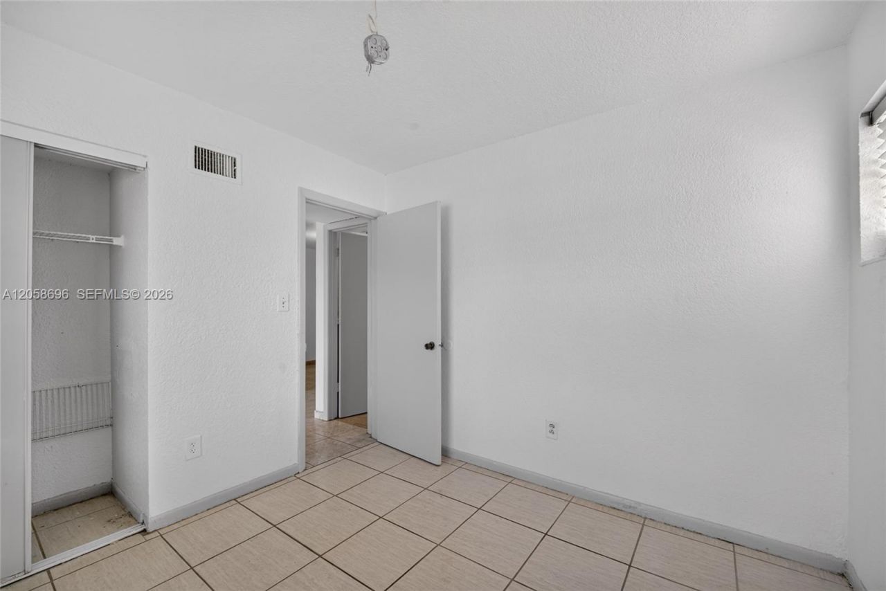 6001 Shakerwood Cir, Unit 108, Tamarac, FL 33319 Photo