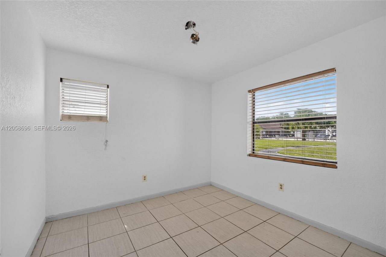 6001 Shakerwood Cir, Unit 108, Tamarac, FL 33319 Photo
