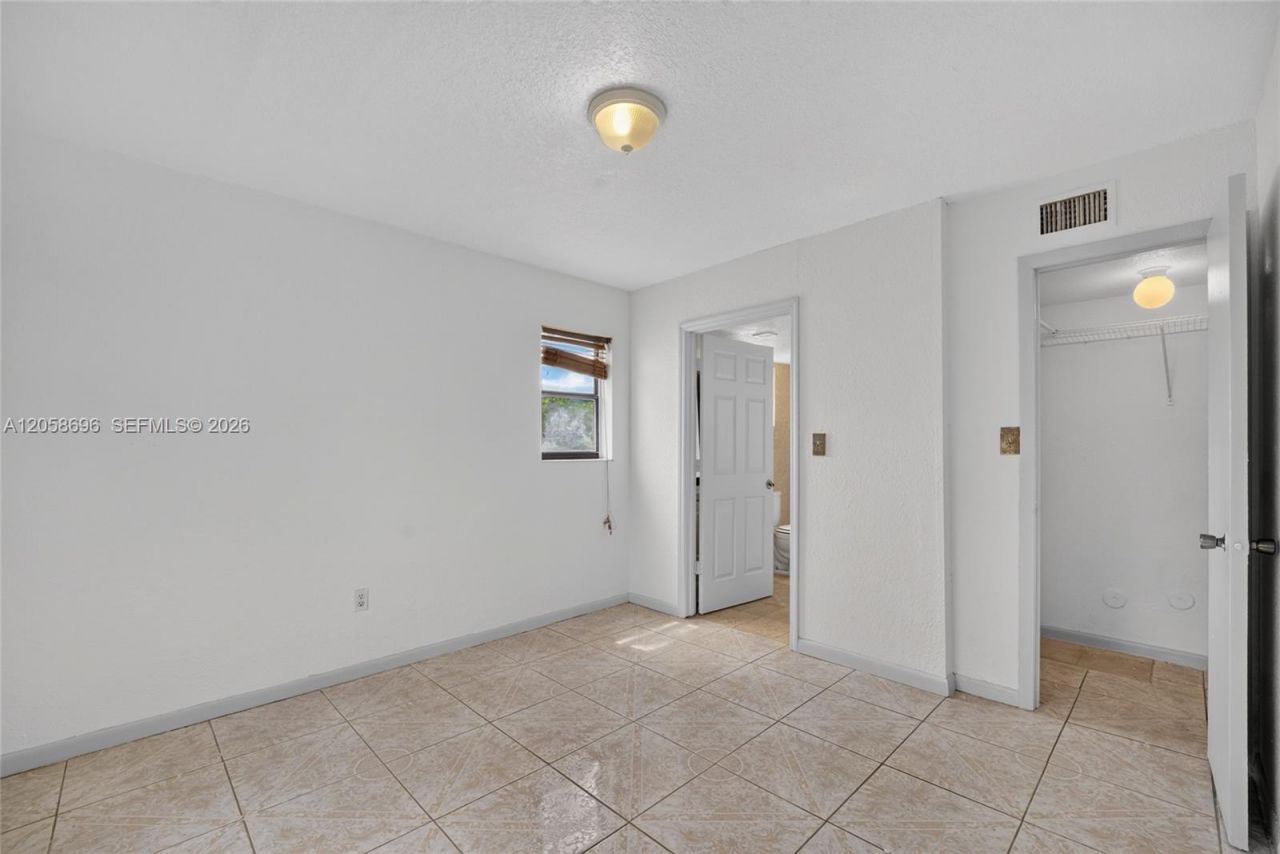 6001 Shakerwood Cir, Unit 108, Tamarac, FL 33319 Photo