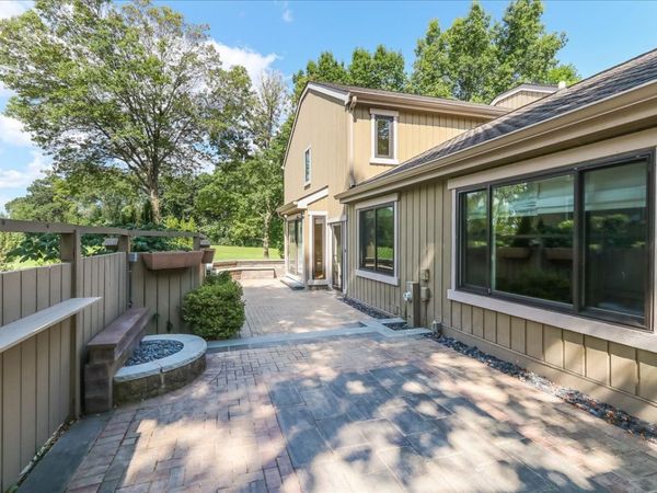 244 Hickory Lane , Lake Barrington, IL 60010
