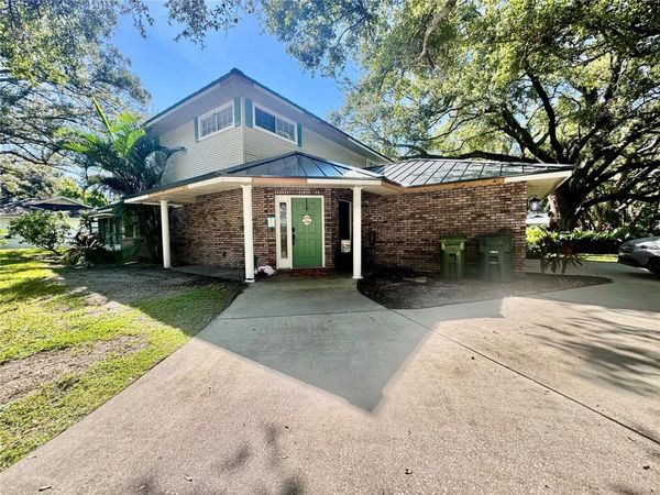 6812 ARBOR OAKS DRIVE , BRADENTON, FL 34209