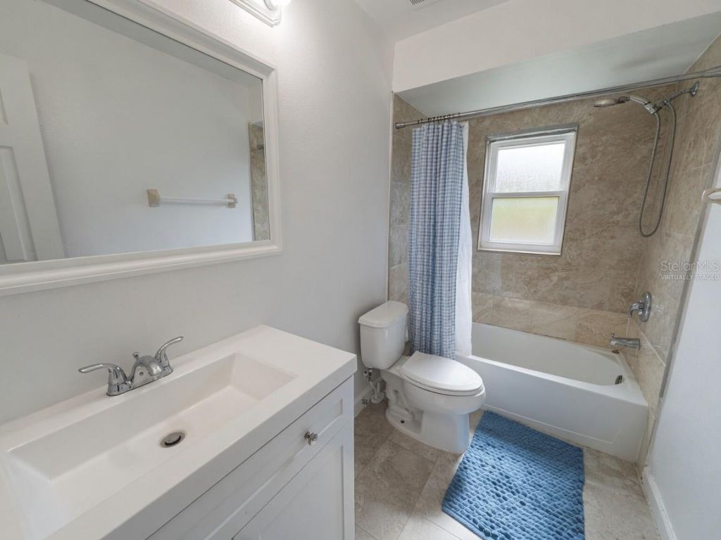 31 Deacon Jones Boulevard, Unit A & B, Orlando, FL 32810 Photo