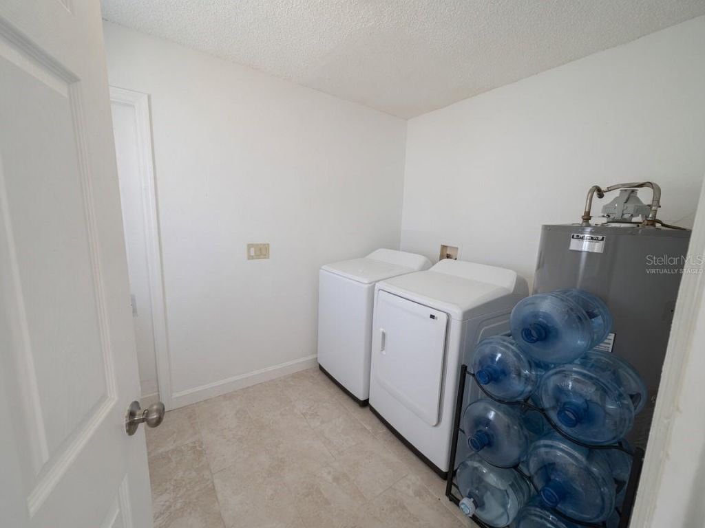 31 Deacon Jones Boulevard, Unit A & B, Orlando, FL 32810 Photo
