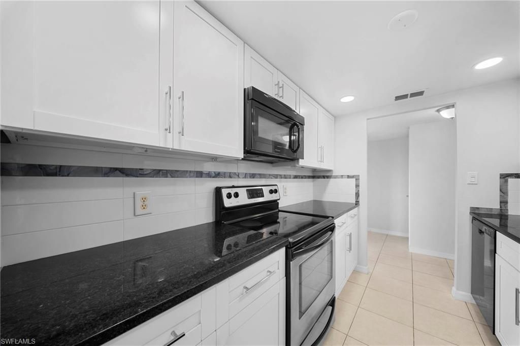 4807 Sunset Ct, Unit 405, Cape Coral, FL 33904 Photo