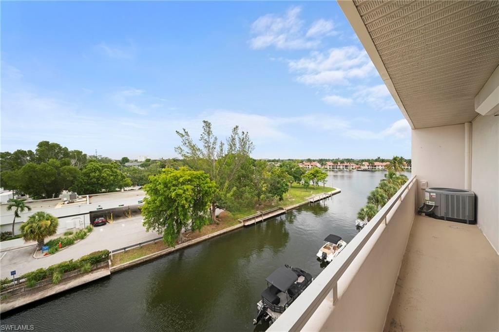 4807 Sunset Ct, Unit 405, Cape Coral, FL 33904 Photo