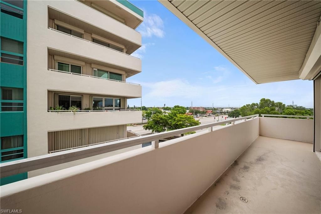 4807 Sunset Ct, Unit 405, Cape Coral, FL 33904 Photo