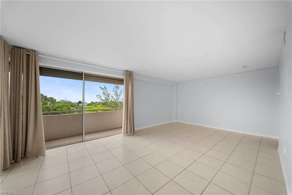 4807 Sunset Ct, Unit 405, Cape Coral, FL 33904 Photo