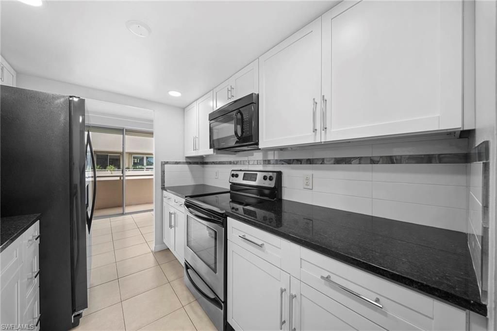 4807 Sunset Ct, Unit 405, Cape Coral, FL 33904 Photo