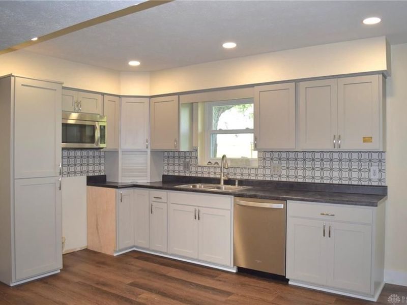 6670 Murray, Eaton, OH 45320 Photo 14