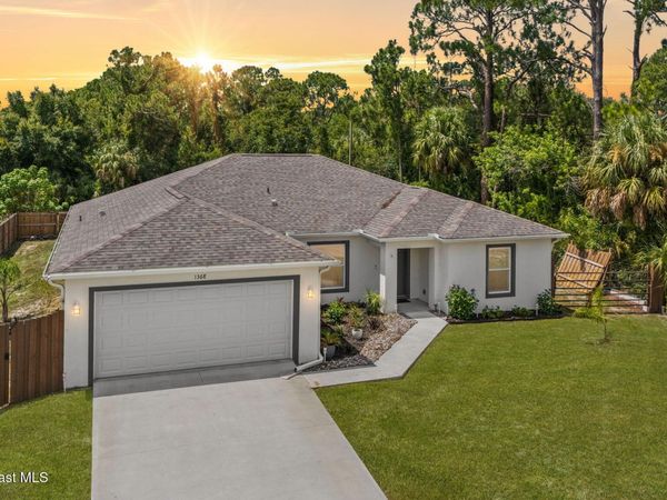 1368 Schneider Street SW , Palm Bay, FL 32908