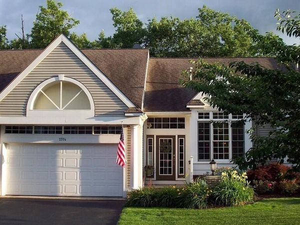 2554 Forest Hill Avenue SE, Unit 31, Grand Rapids, MI 49546