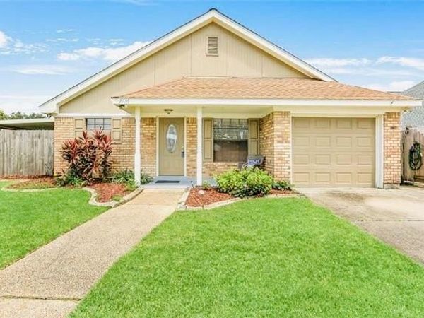 2716 OAK FOREST Boulevard , Marrero, LA 70072