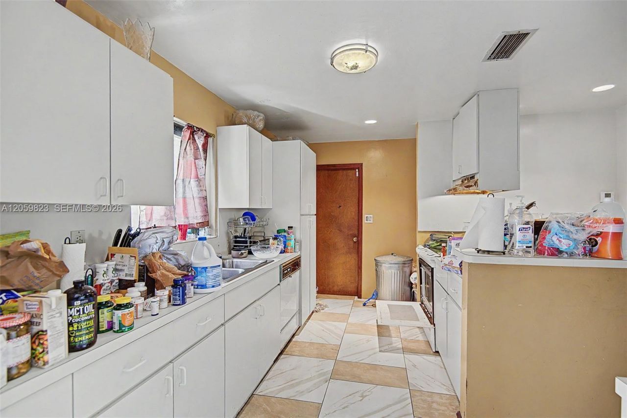 3281 NW 212th St, Miami Gardens, FL 33056 Photo