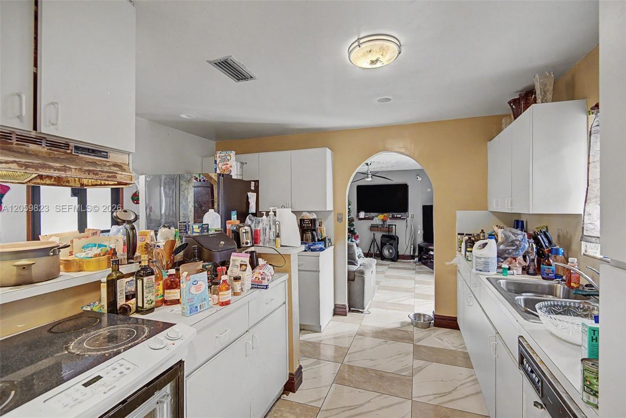 3281 NW 212th St, Miami Gardens, FL 33056 Photo