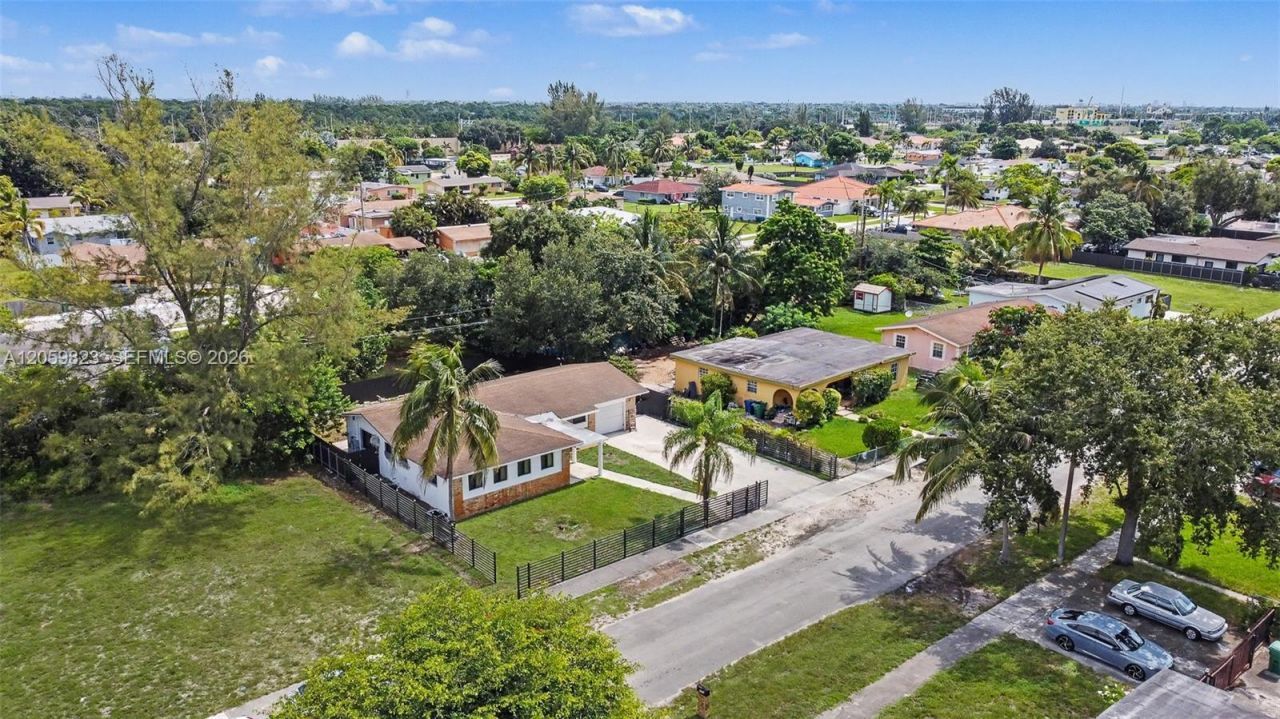 3281 NW 212th St, Miami Gardens, FL 33056 Photo