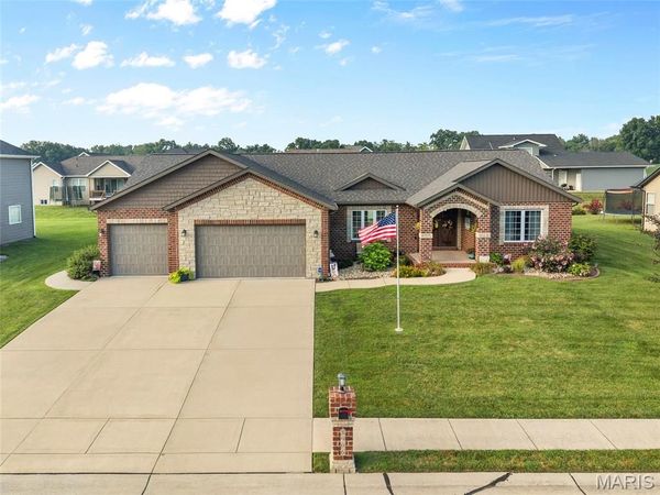 8906 WENDELL CREEK Drive, St Jacob, IL 62281