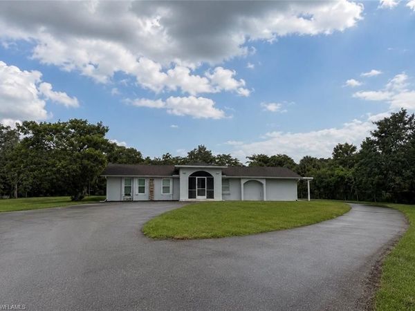 565 6th ST SE, NAPLES, FL 34117