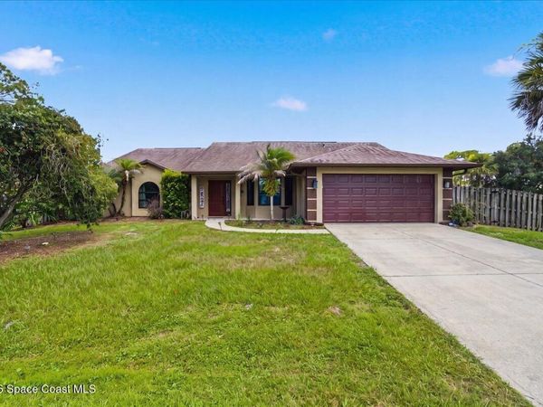 1201 Gem Court, Palm Bay, FL 32907
