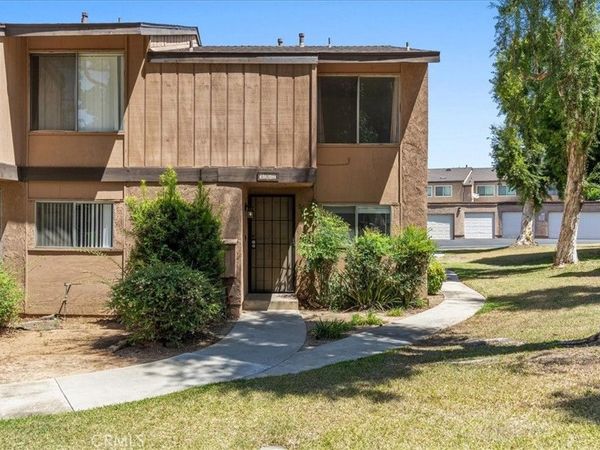 162 Tamarisk, Redlands, CA 92373