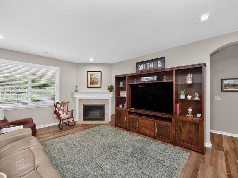 3781 Fairmount Circle, Pierce Twp, OH 45245 Photo 7