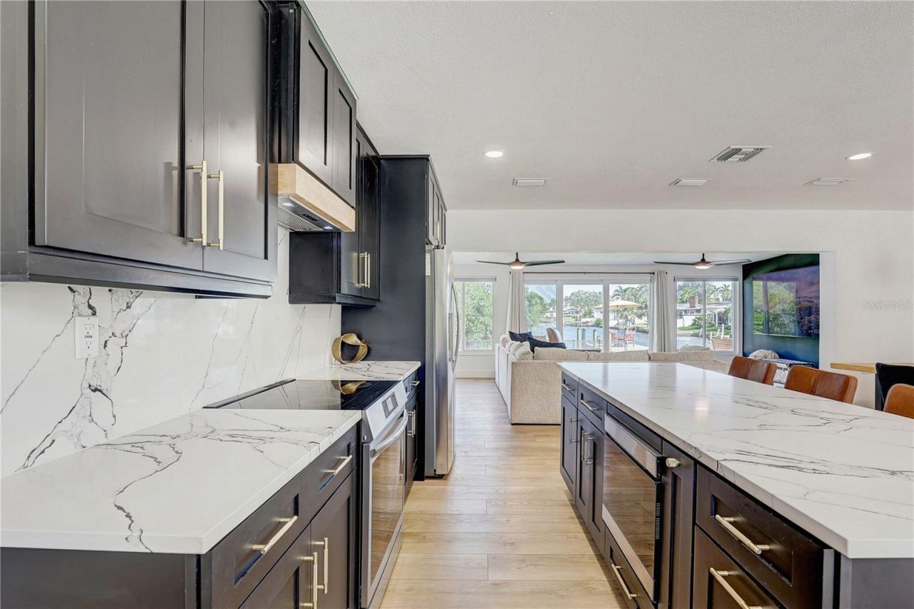 265 96th Avenue N, Saint Petersburg, FL 33702 Photo