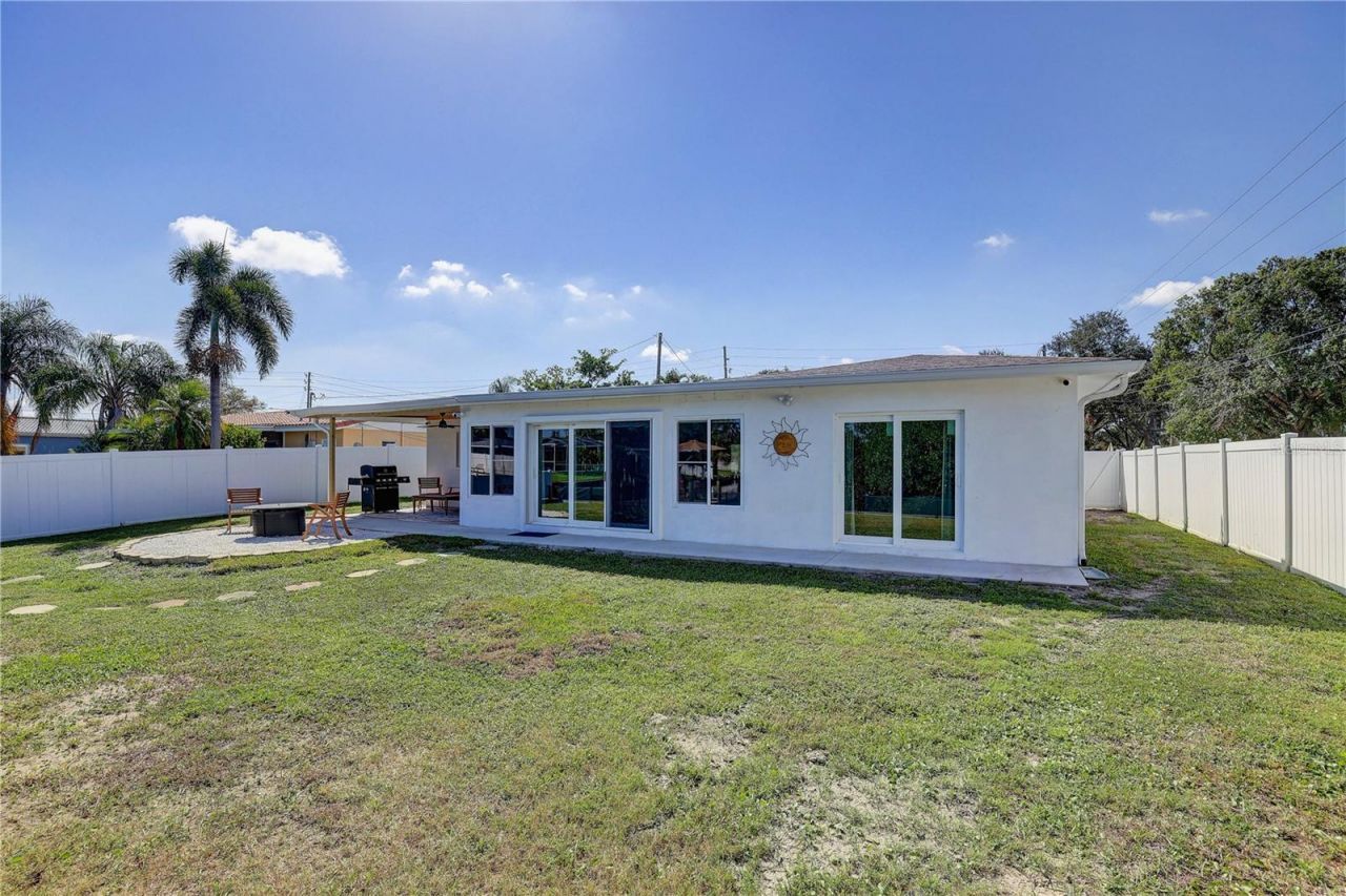 265 96th Avenue N, Saint Petersburg, FL 33702 Photo