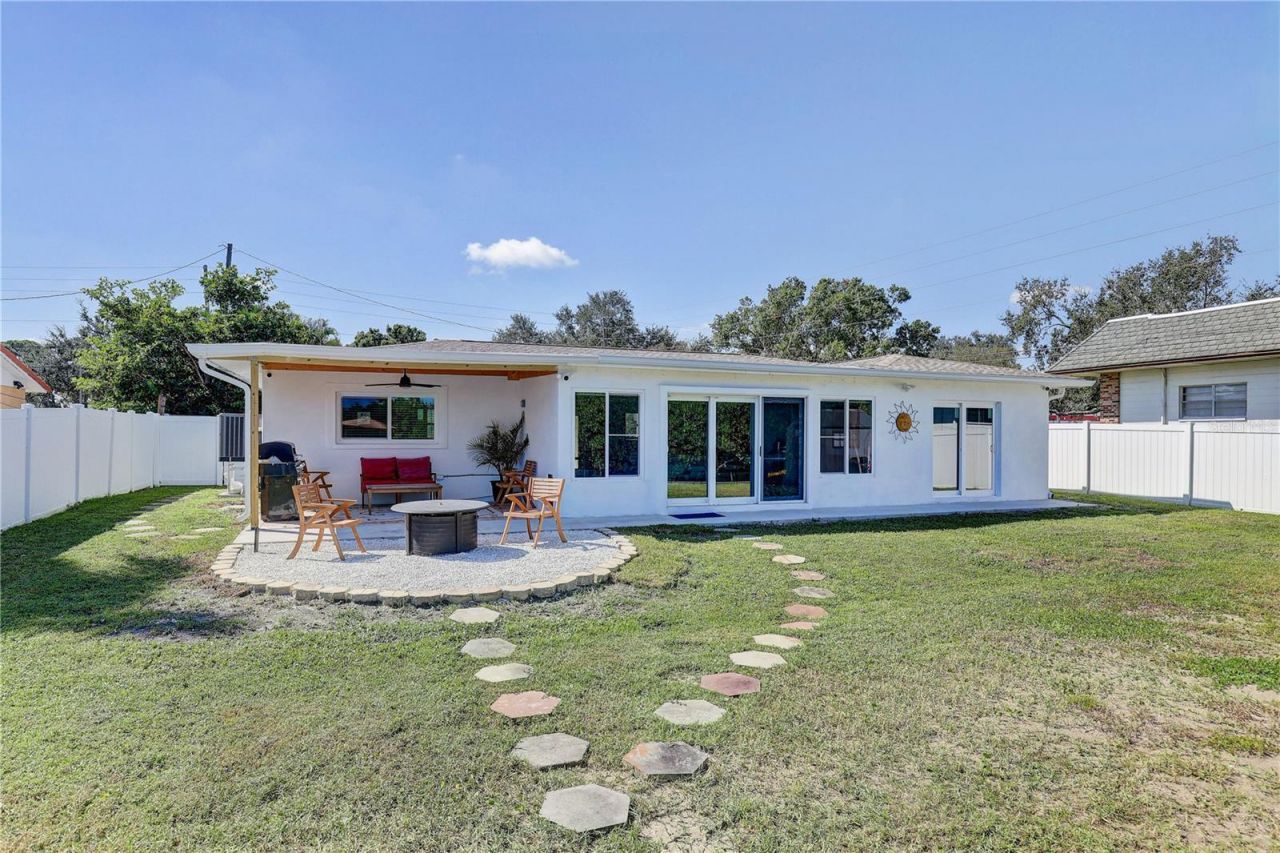 265 96th Avenue N, Saint Petersburg, FL 33702 Photo