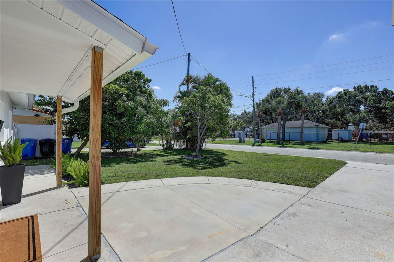 265 96th Avenue N, Saint Petersburg, FL 33702 Photo
