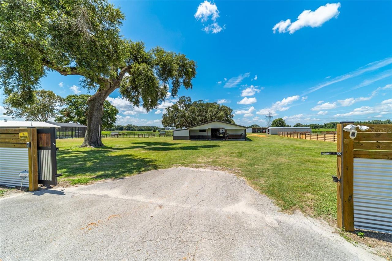 1285 NW 102nd Boulevard, Wildwood, FL 34785 Photo