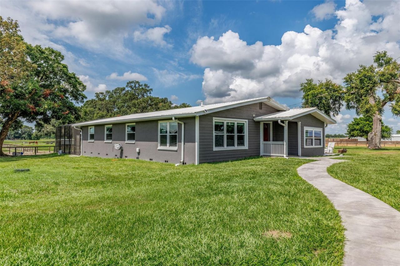1285 NW 102nd Boulevard, Wildwood, FL 34785 Photo